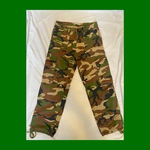 Urban Outfitters Camo Pants